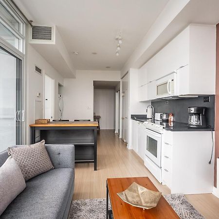 Globalstay Elegant Downtown Apartments Toronto Exterior foto